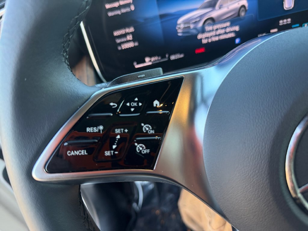 Certified 2025 Mercedes-Benz GLC 300 image 18