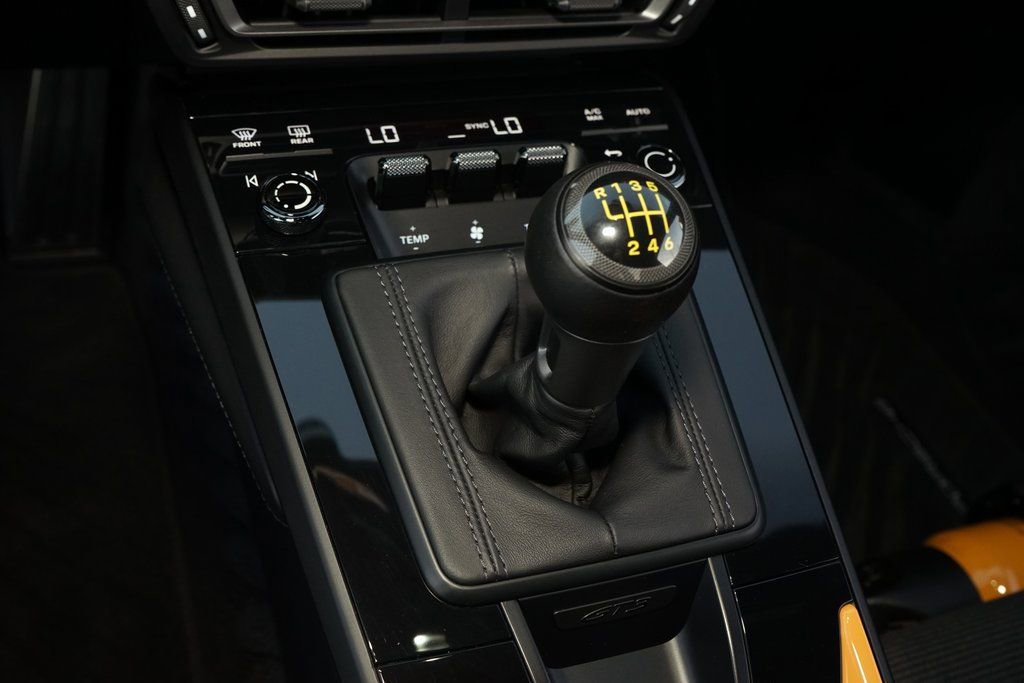 Used 2022 Porsche 911 GT3 image 18