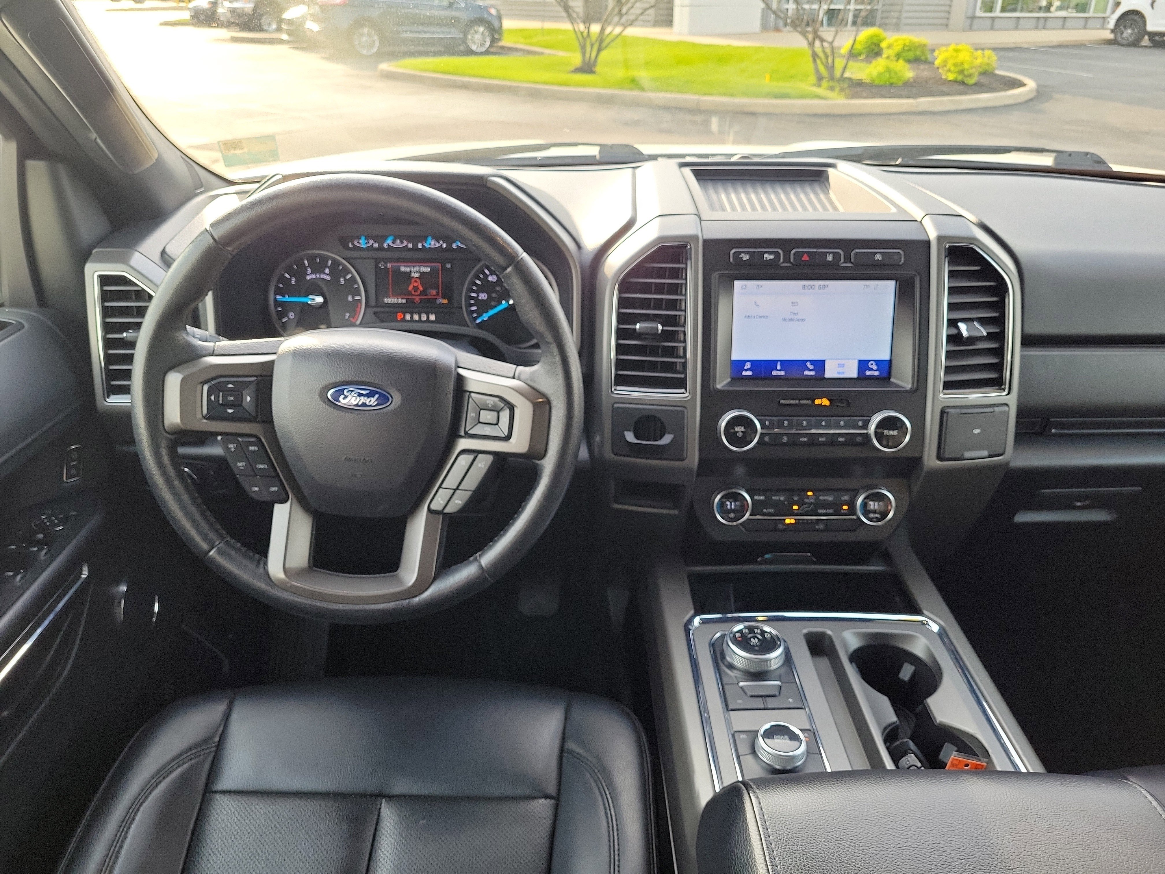 Used 2020 Ford Expedition XLT w/ Equipment Group 201A AWD/4WD image 12