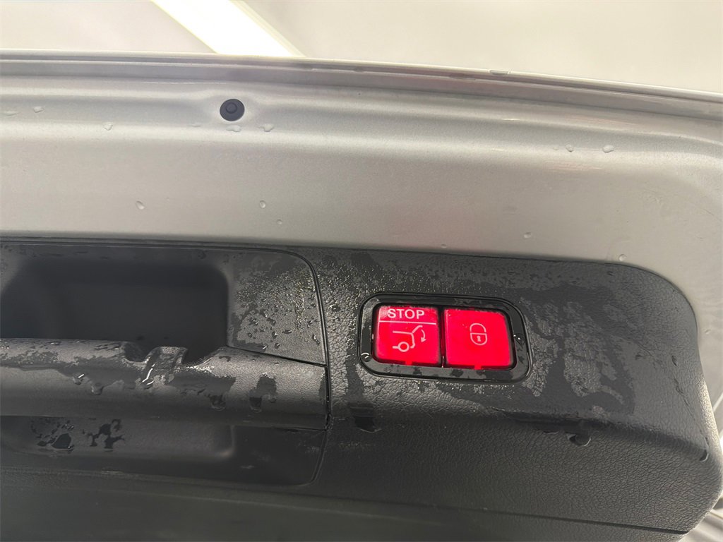 Used 2021 Mercedes-Benz GLB 250 image 21