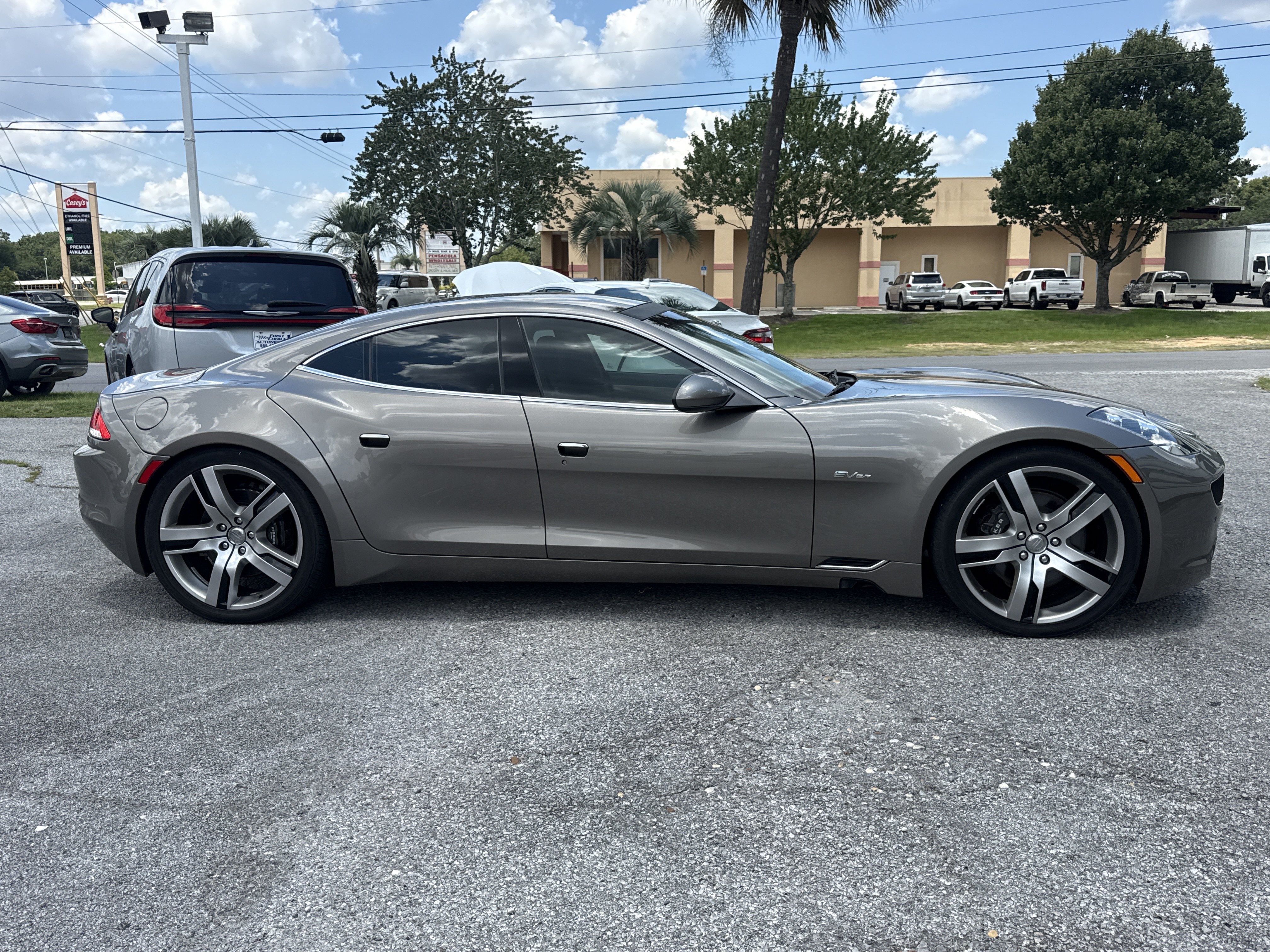 Used 2012 Fisker Karma EcoSport RWD image 6