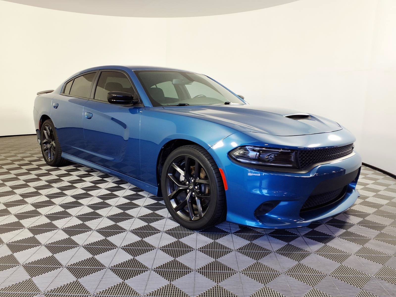 Used 2022 Dodge Charger GT w/ Blacktop Package RWD image 3