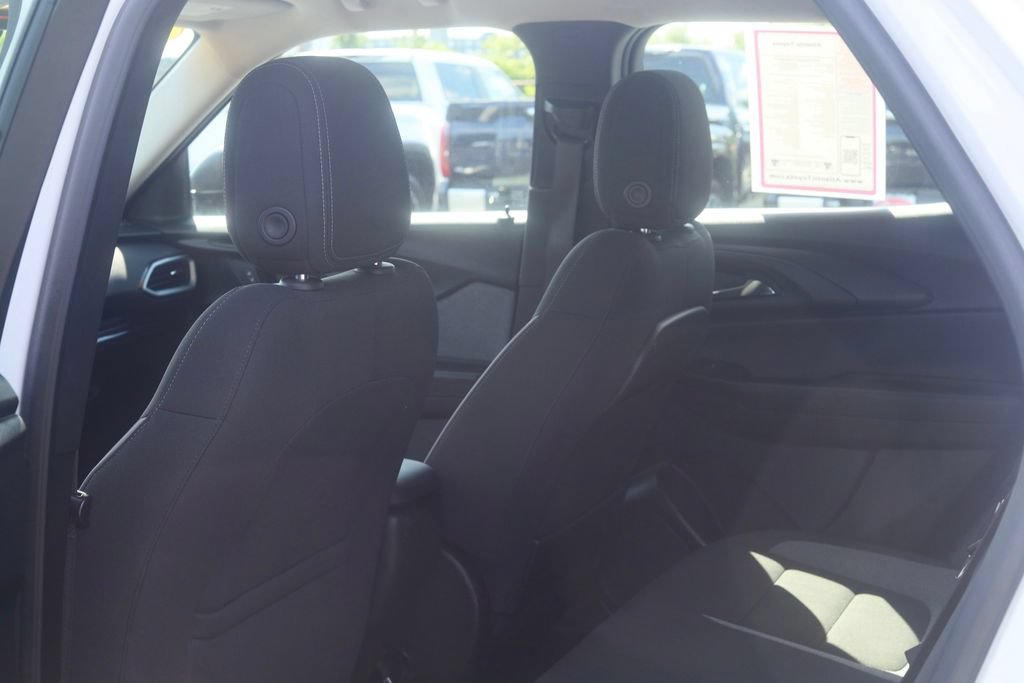 Used 2023 Chevrolet TrailBlazer LS FWD image 20