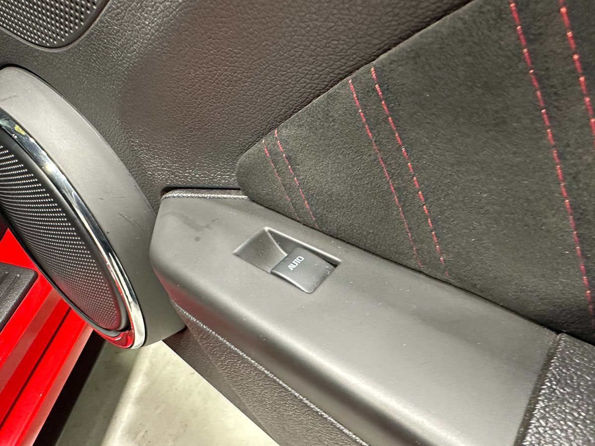 Used 2014 Ford Mustang GT Premium RWD image 19