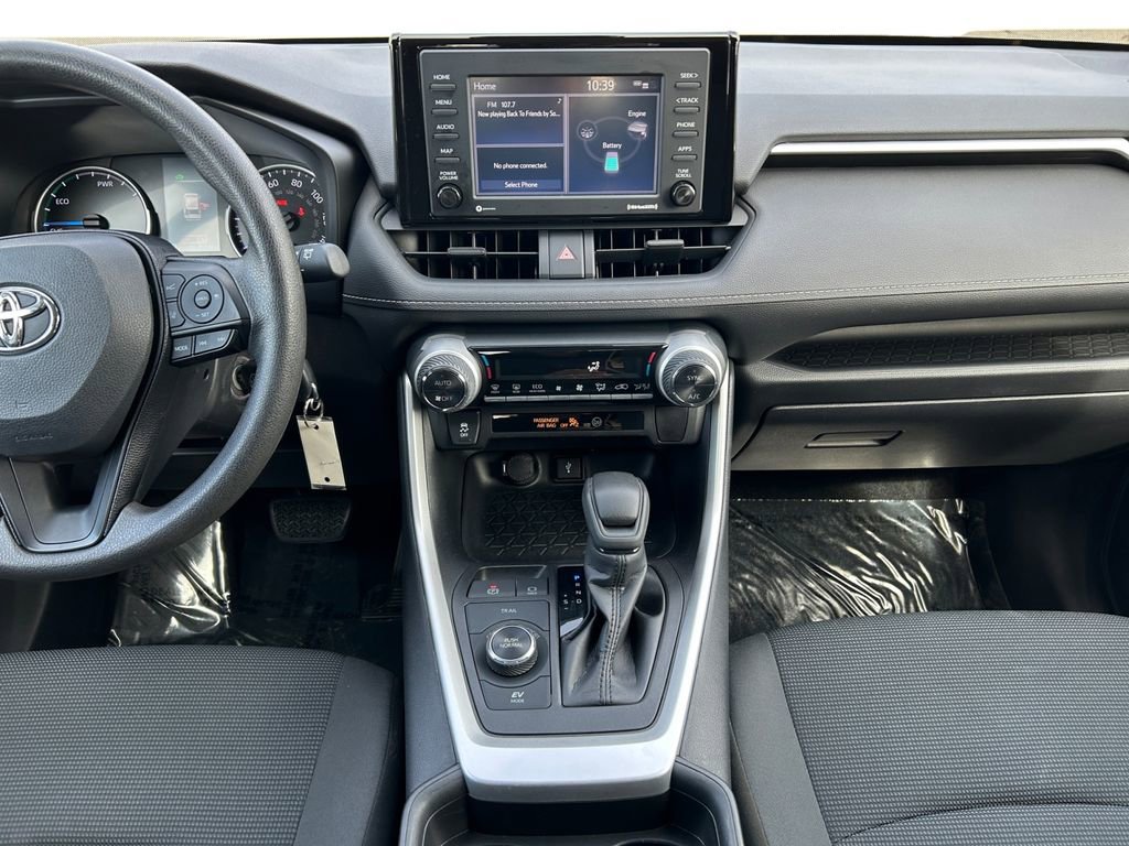 Used 2021 Toyota RAV4 LE AWD/4WD image 12