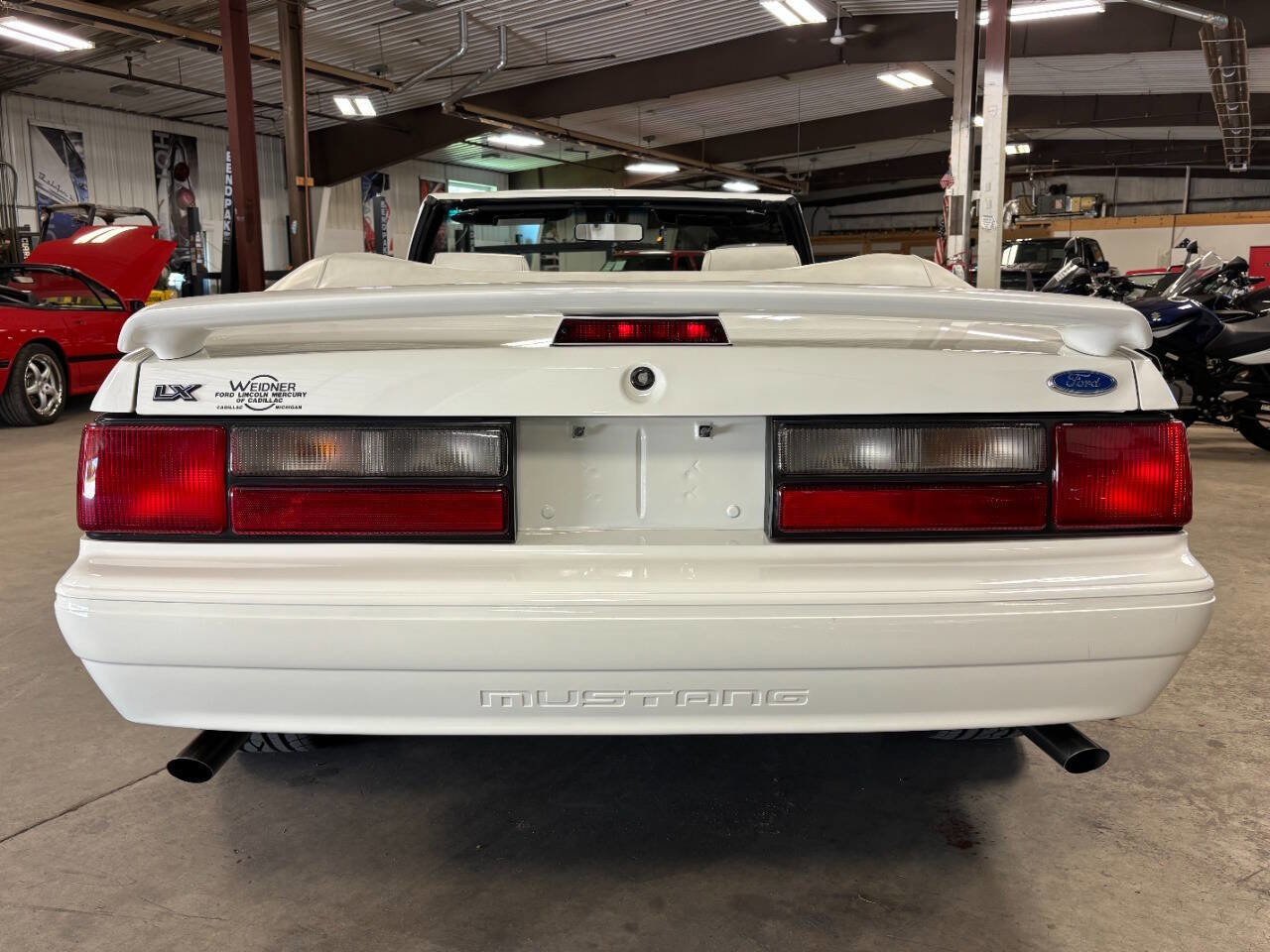 Used 1993 Ford Mustang LX RWD image 5