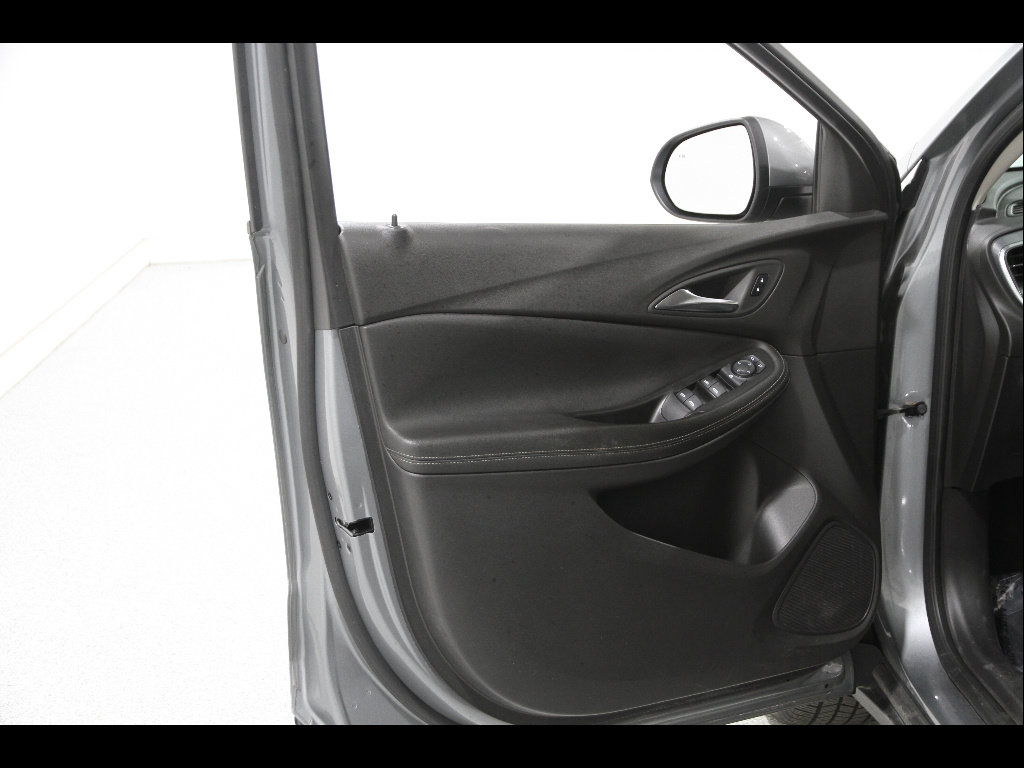 Used 2024 Buick Encore GX Preferred FWD image 4