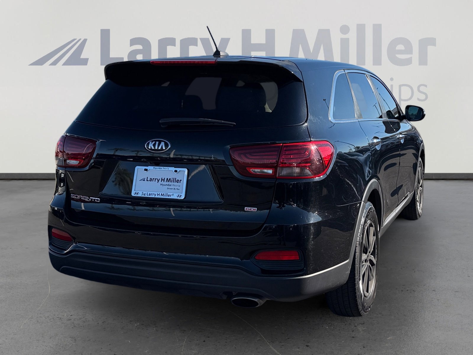 Used 2020 Kia Sorento LX image 5