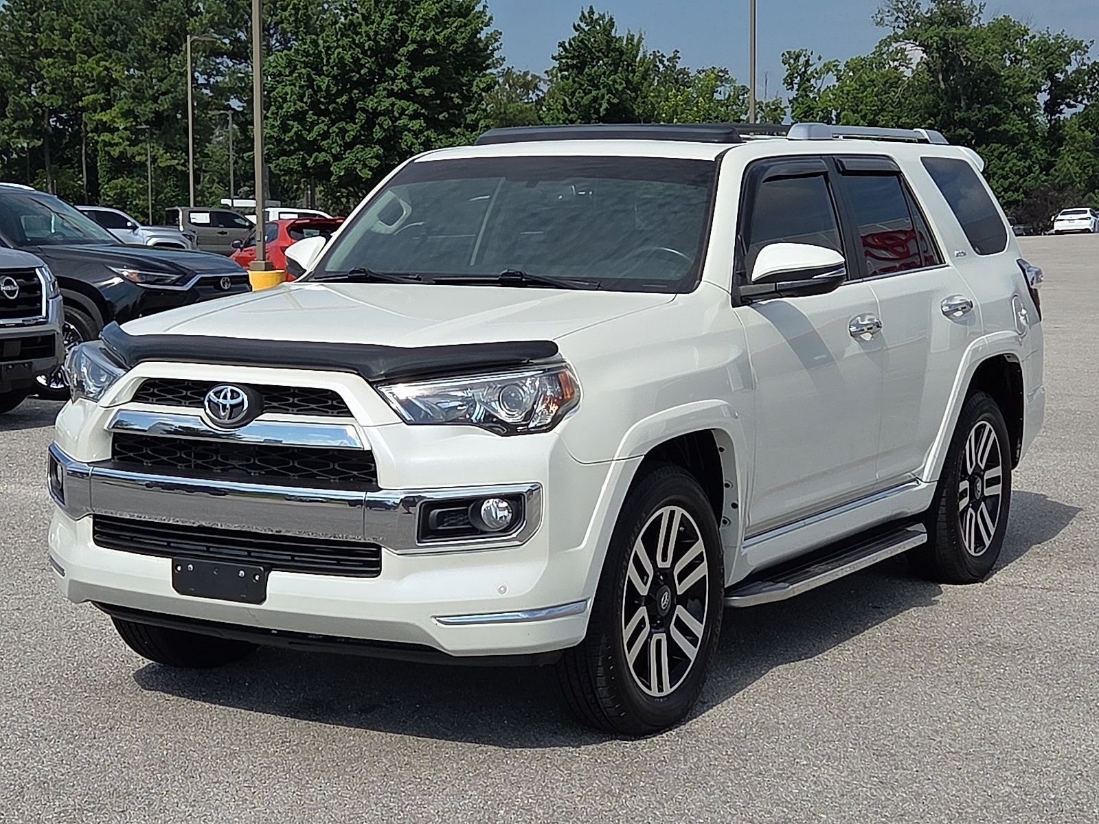 Used 2019 Toyota 4Runner Limited AWD/4WD image 2