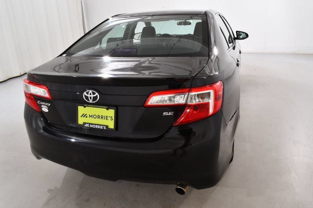 Used 2012 Toyota Camry SE FWD image 12