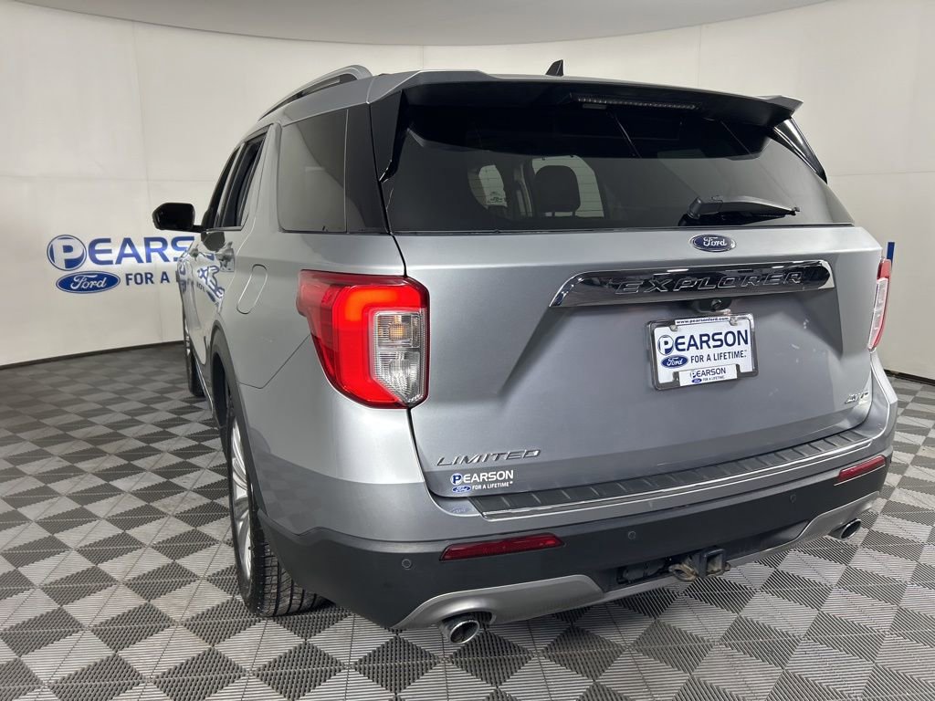 Used 2021 Ford Explorer Limited w/ Equipment Group 301A image 9