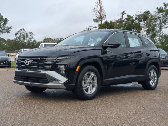 New 2025 Hyundai Tucson SE FWD image 2