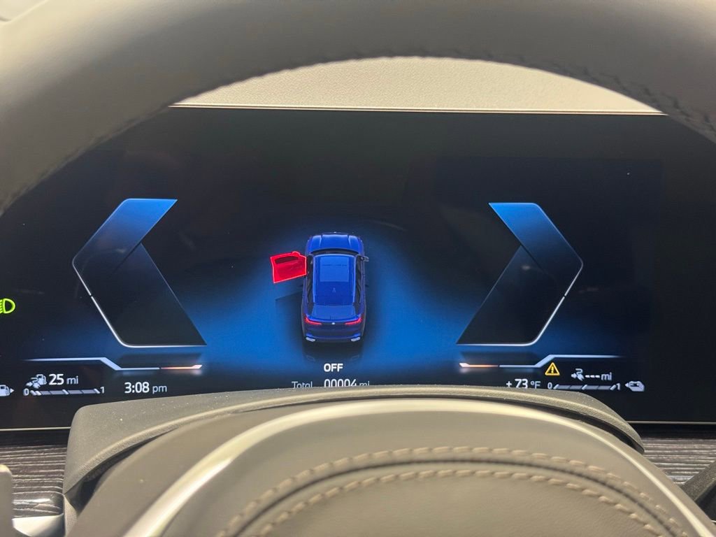 Used 2026 BMW X5 xDrive50e w/ M Sport Package image 27