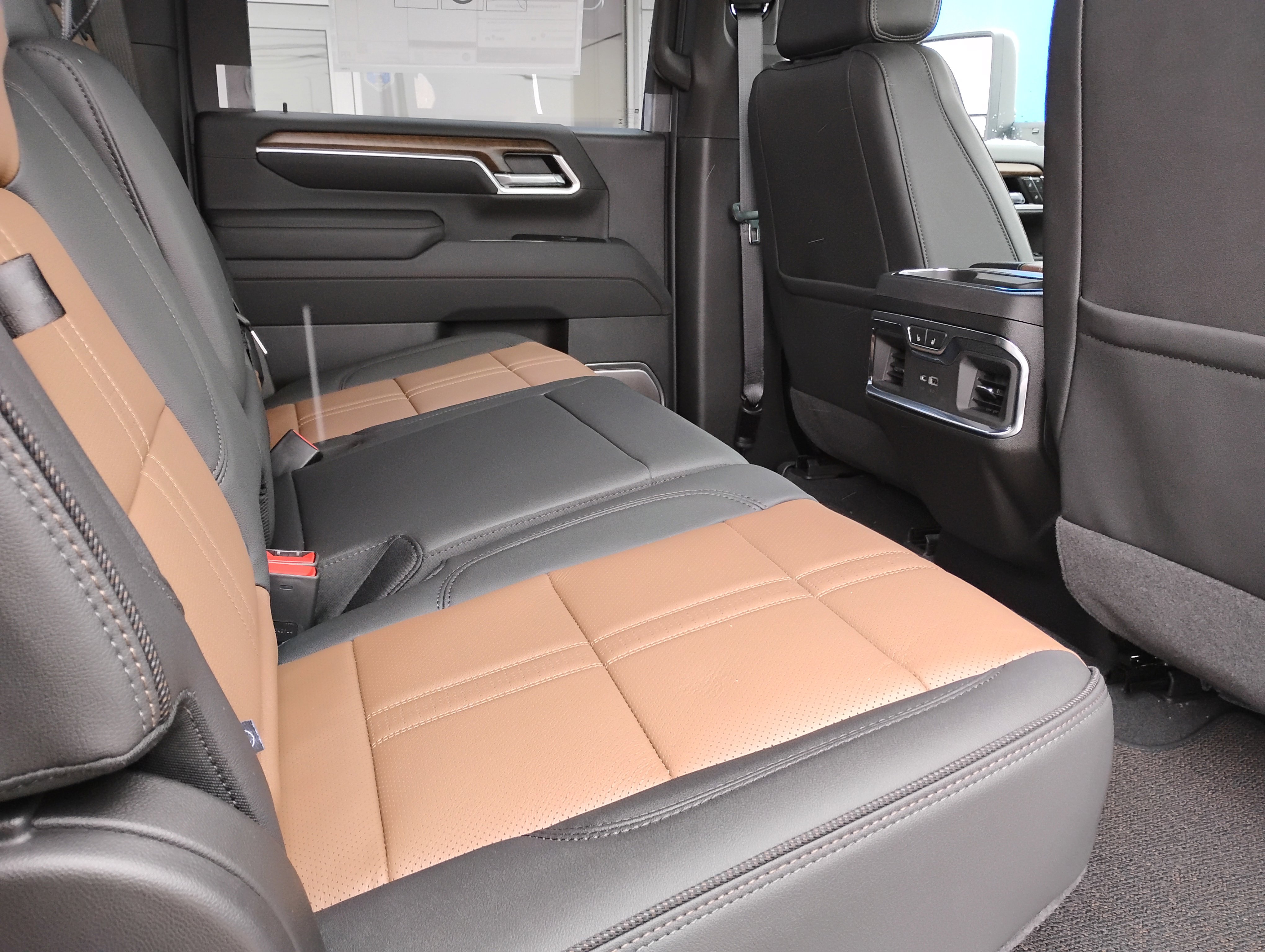 New 2026 Chevrolet Silverado 2500 High Country w/ Technology Package image 17
