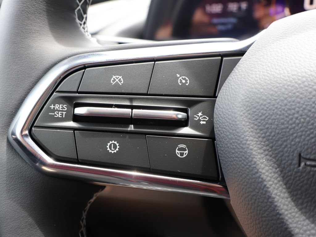 New 2026 Chevrolet Traverse LT w/ Enhanced Driving Package FWD image 16