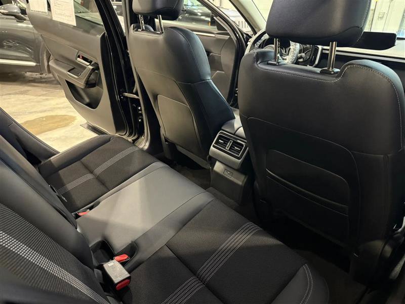 Used 2025 MAZDA CX-50 AWD 2.5 S w/ Preferred Package image 14