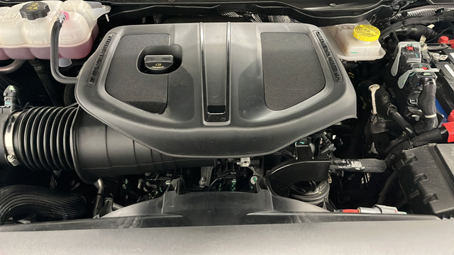 Used 2025 RAM 1500 Laramie w/ Night Edition AWD/4WD image 28