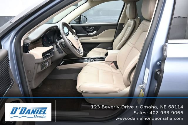 Used 2022 Lincoln Corsair Reserve w/ Equipment Group 201A AWD/4WD image 25