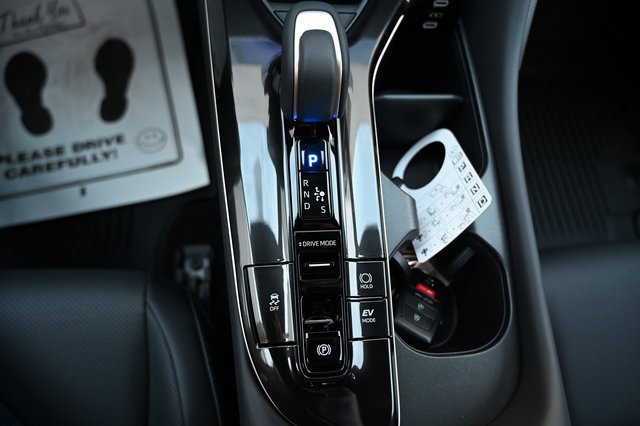 New 2025 Toyota Crown Signia image 19