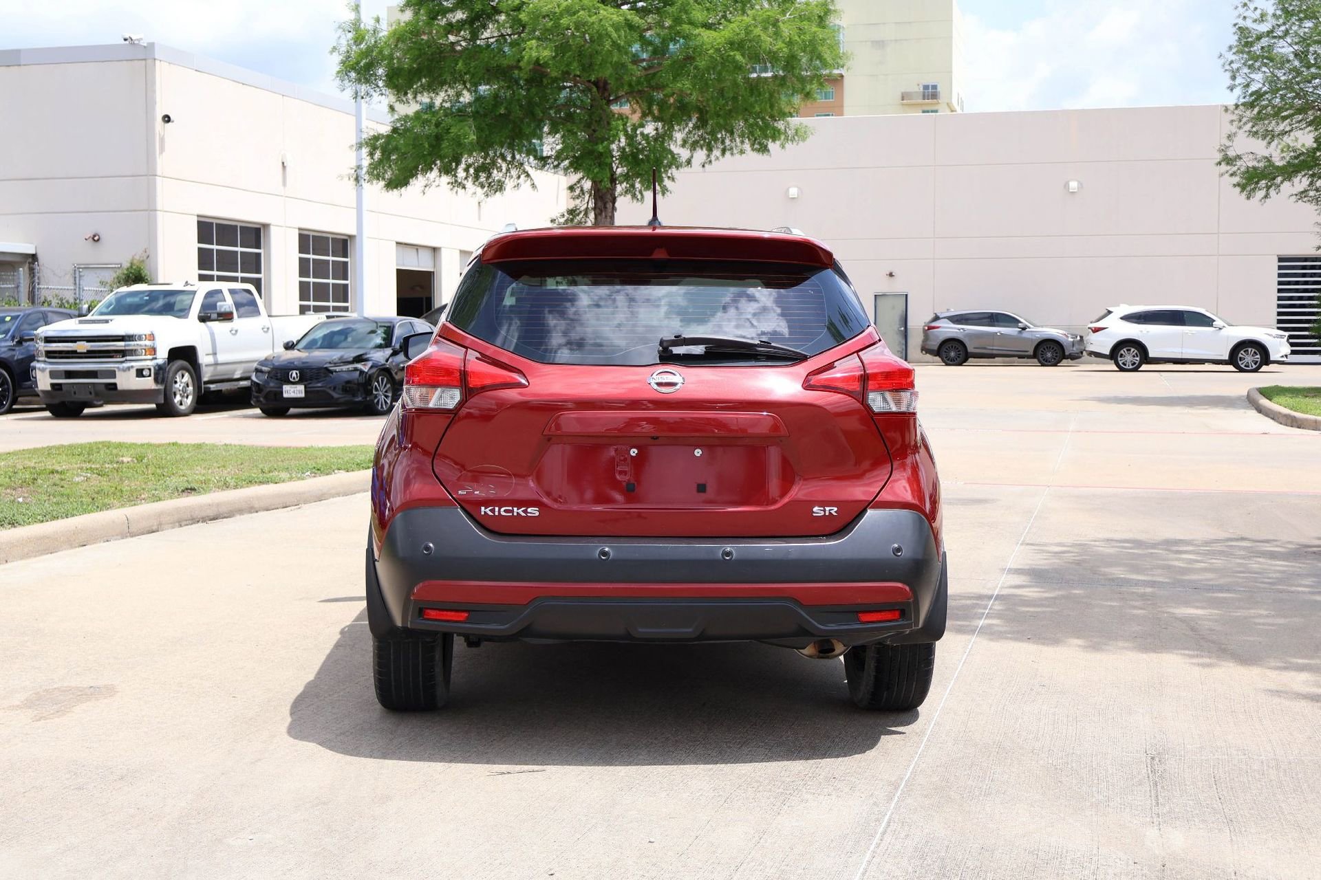 Used 2020 Nissan Kicks SR w/ SR Premium Package image 5