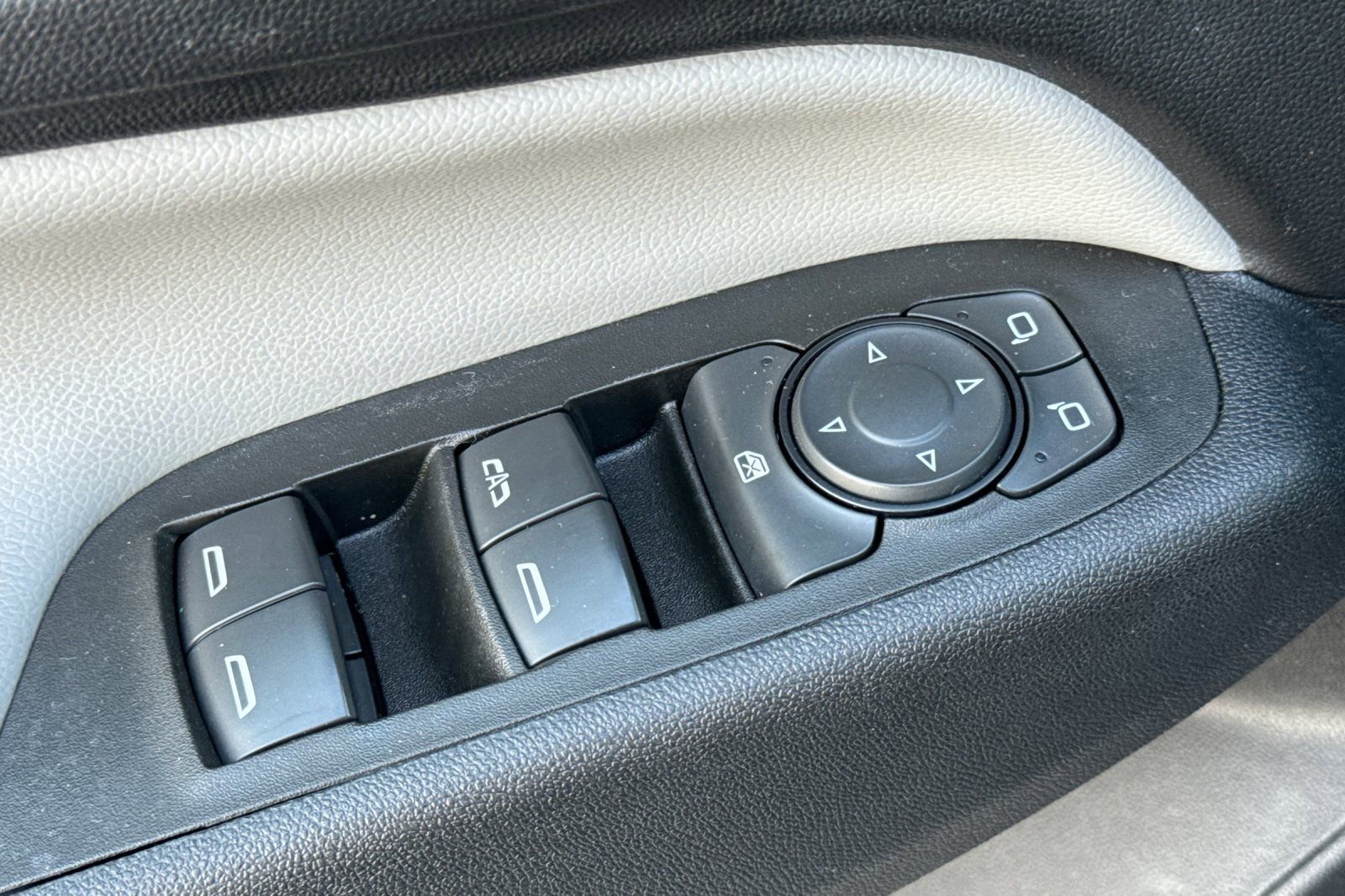 Certified 2022 Chevrolet Equinox LT image 11