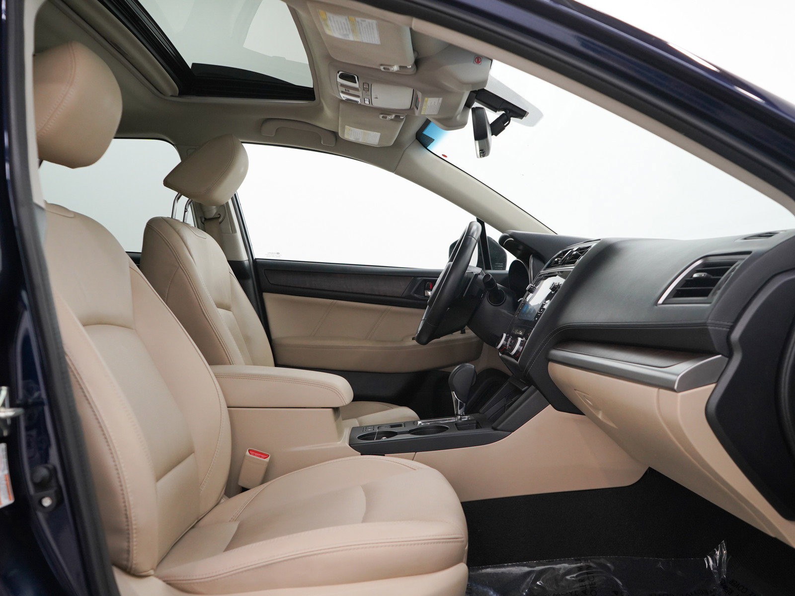 Used 2018 Subaru Outback 2.5i Limited AWD/4WD image 11
