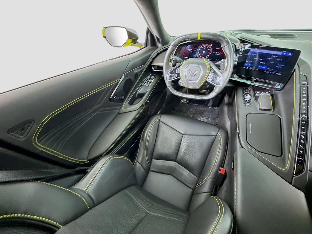 Used 2023 Chevrolet Corvette Z06 w/ Stealth Interior Trim Package RWD image 17