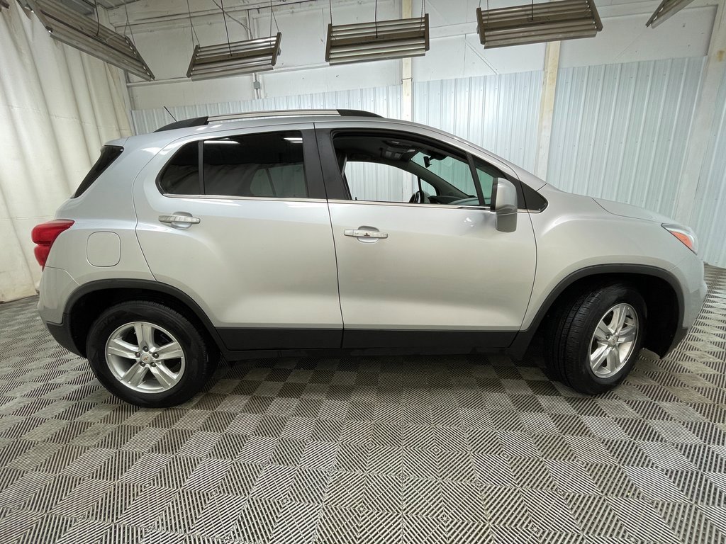 Certified 2019 Chevrolet Trax LT w/ LT Convenience Package image 16