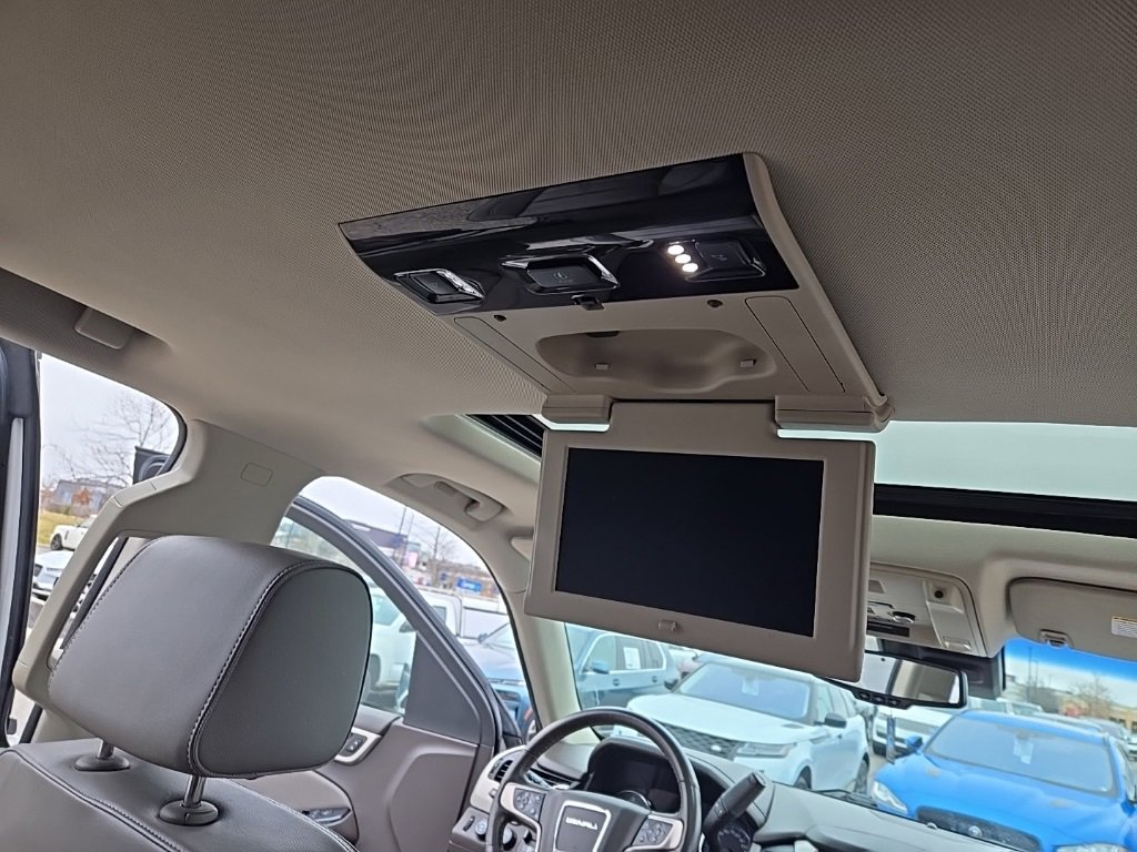 Used 2020 GMC Yukon Denali w/ Denali Premium Package image 21