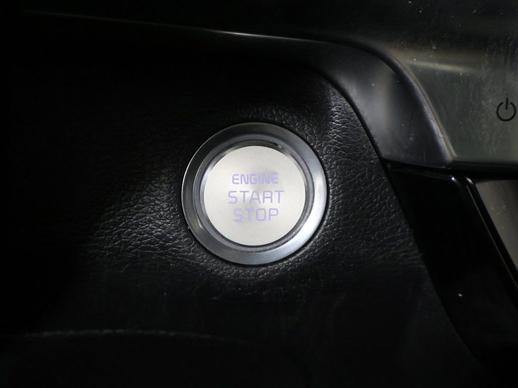 Used 2022 Kia Telluride LX image 40