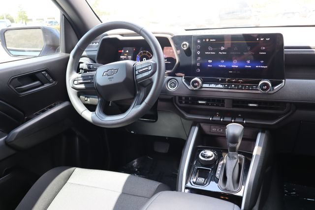 Used 2025 Chevrolet Colorado Trail Boss AWD/4WD image 10