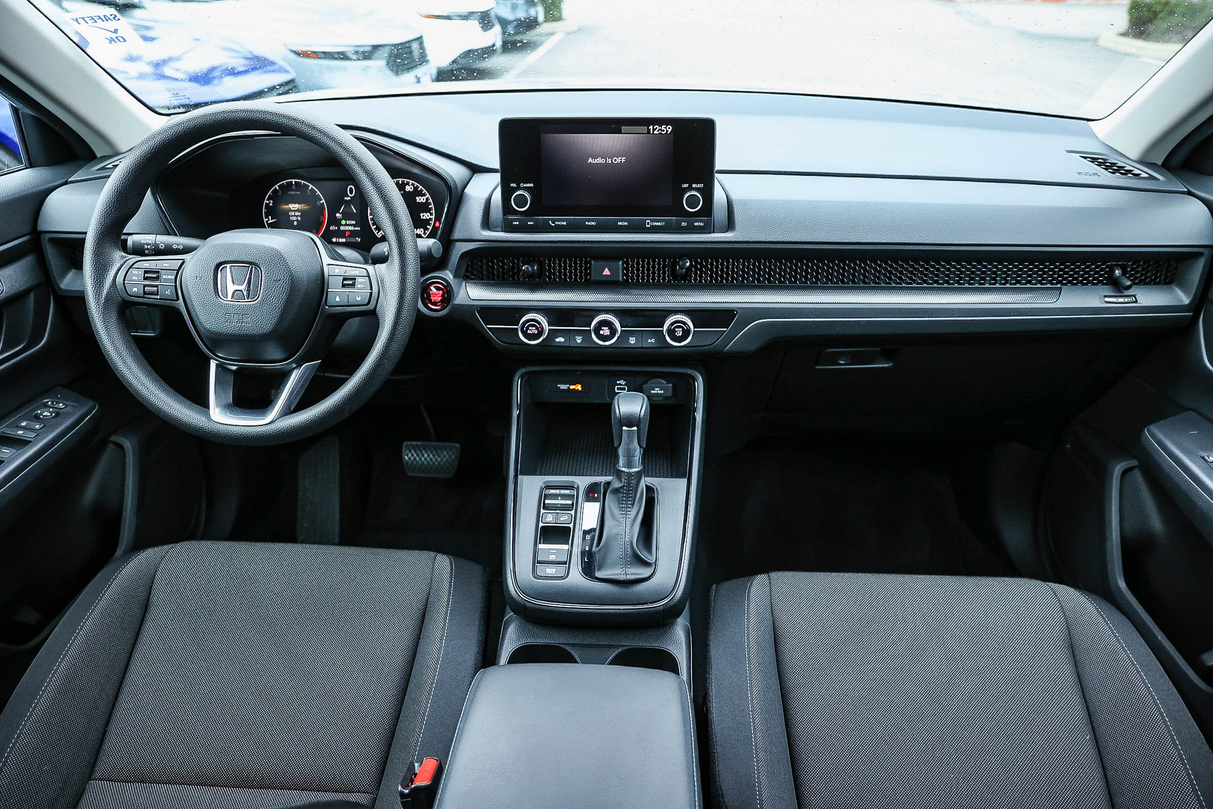 Used 2025 Honda CR-V LX image 3