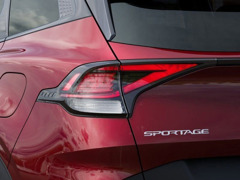 New 2024 Kia Sportage X-Line w/ X-Line Premium Package AWD/4WD image 11