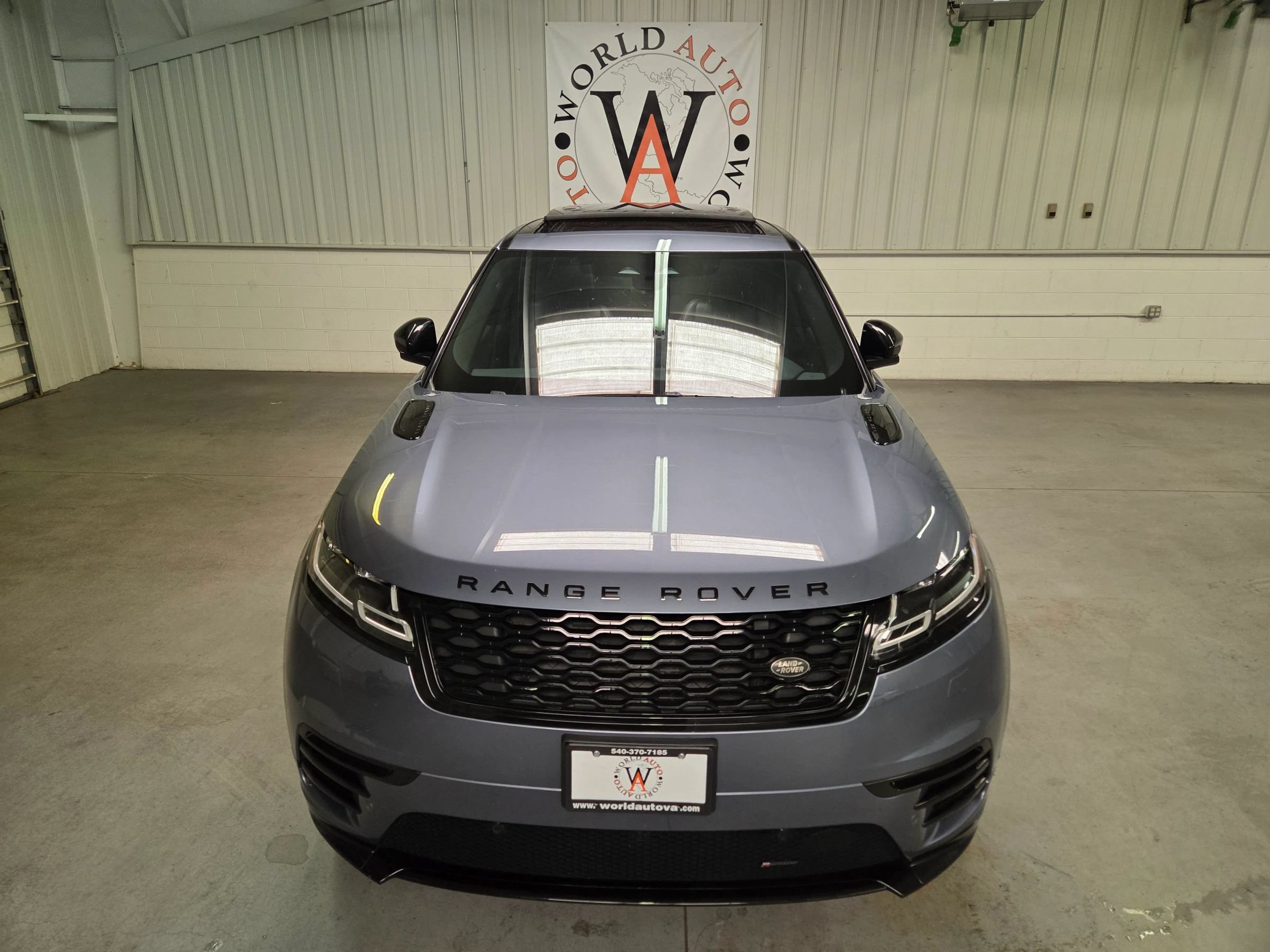 Used 2023 Land Rover Range Rover Velar R-Dynamic S AWD/4WD image 12