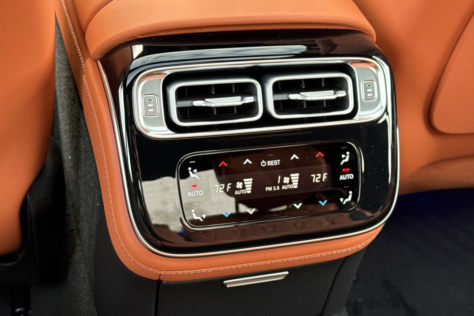 New 2026 Mercedes-Benz S 580 4MATIC Sedan image 26