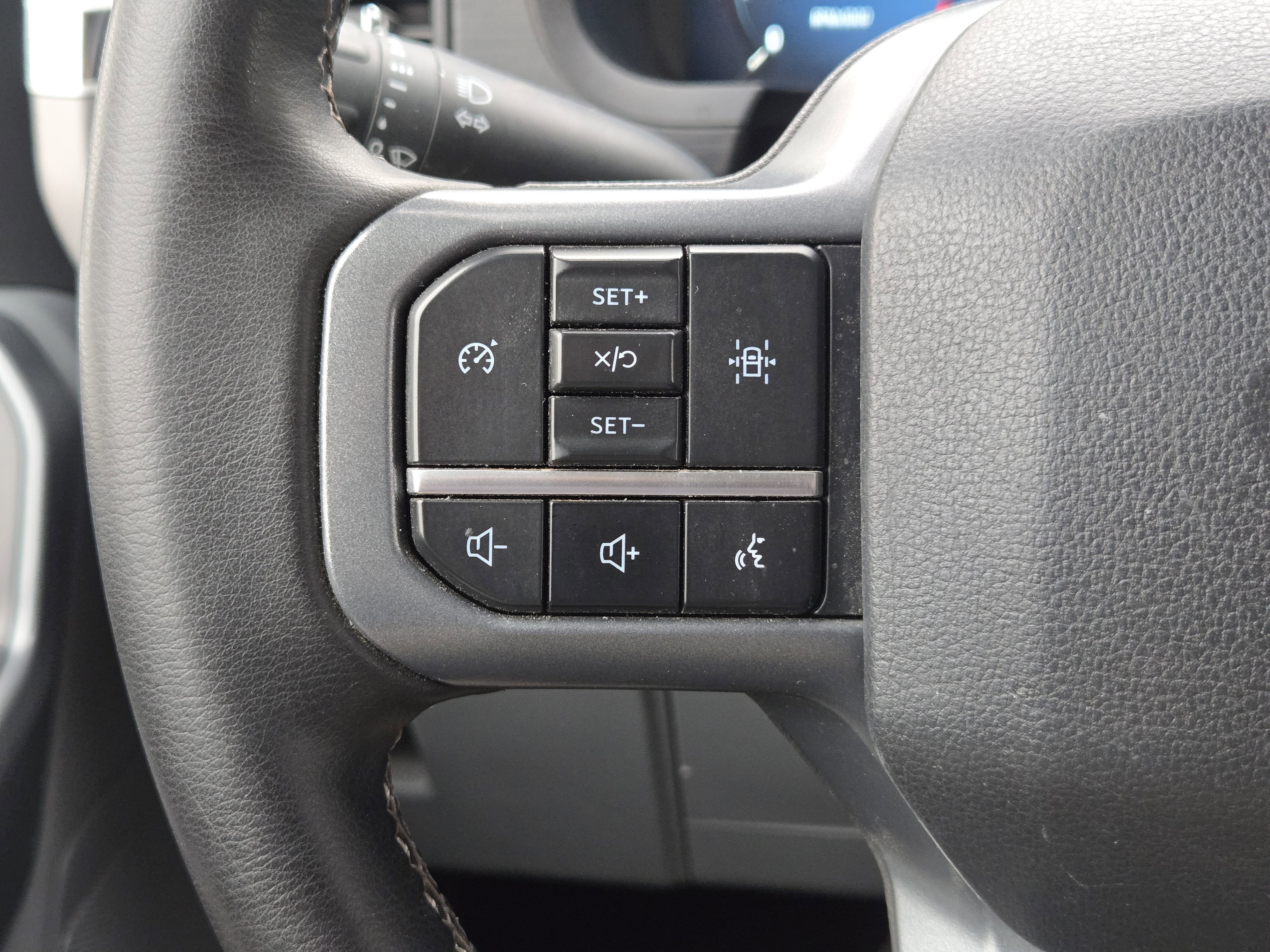 Used 2024 Ford F150 XLT w/ Mobile Office Package image 30