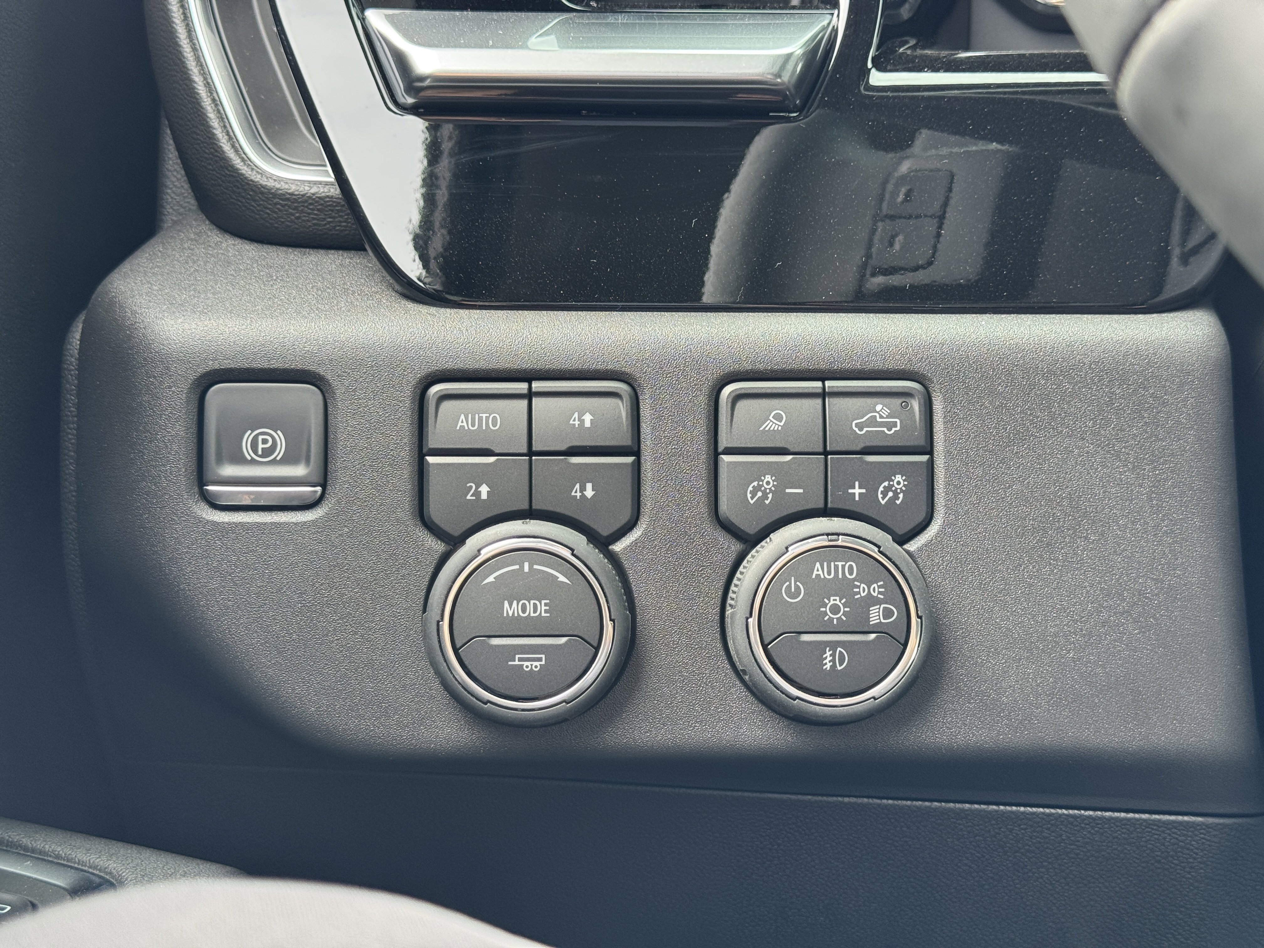 New 2025 Chevrolet Silverado 1500 LT Trail Boss w/ Convenience Package II image 25