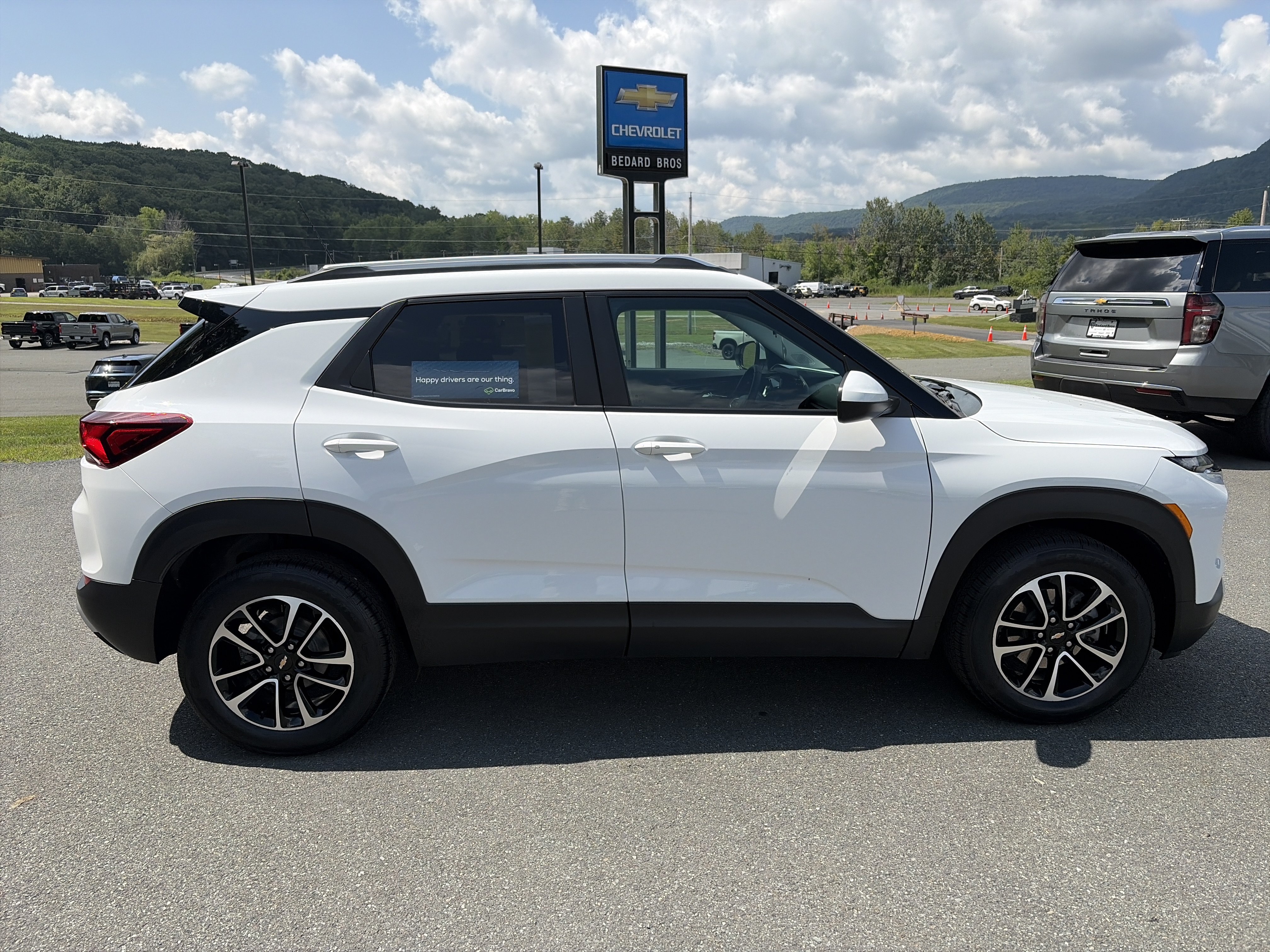 Certified 2024 Chevrolet TrailBlazer LT w/ LT Cold Weather Package FWD image 6