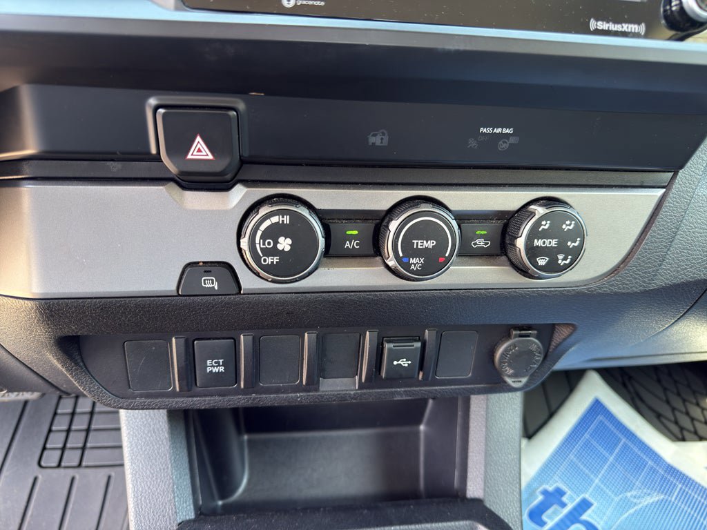 Used 2023 Toyota Tacoma SR w/ SR Convenience Package RWD image 16