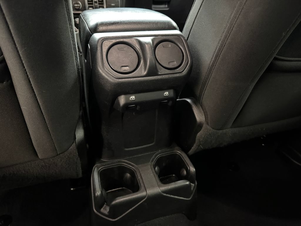 Used 2022 Jeep Wrangler Unlimited Sport AWD/4WD image 26