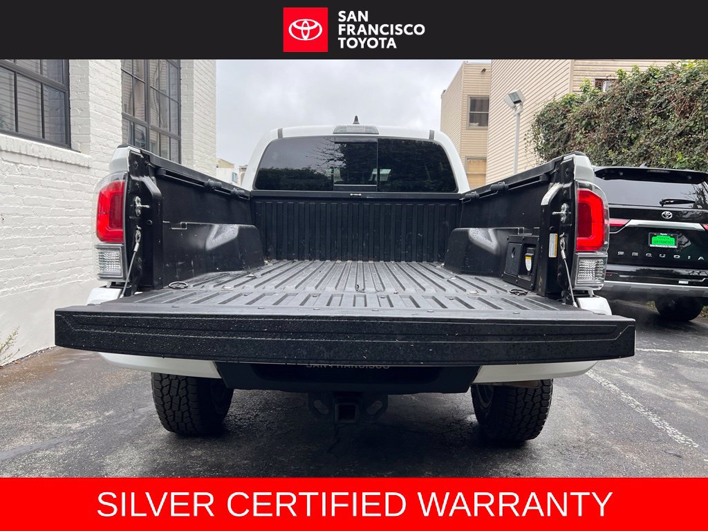 Certified 2022 Toyota Tacoma TRD Off-Road w/ Technology Package AWD/4WD image 36