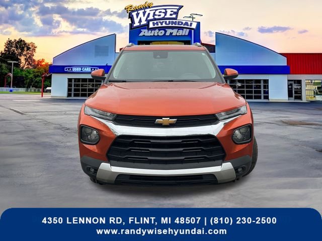 Used 2023 Chevrolet TrailBlazer LT w/ Convenience Package AWD/4WD image 8