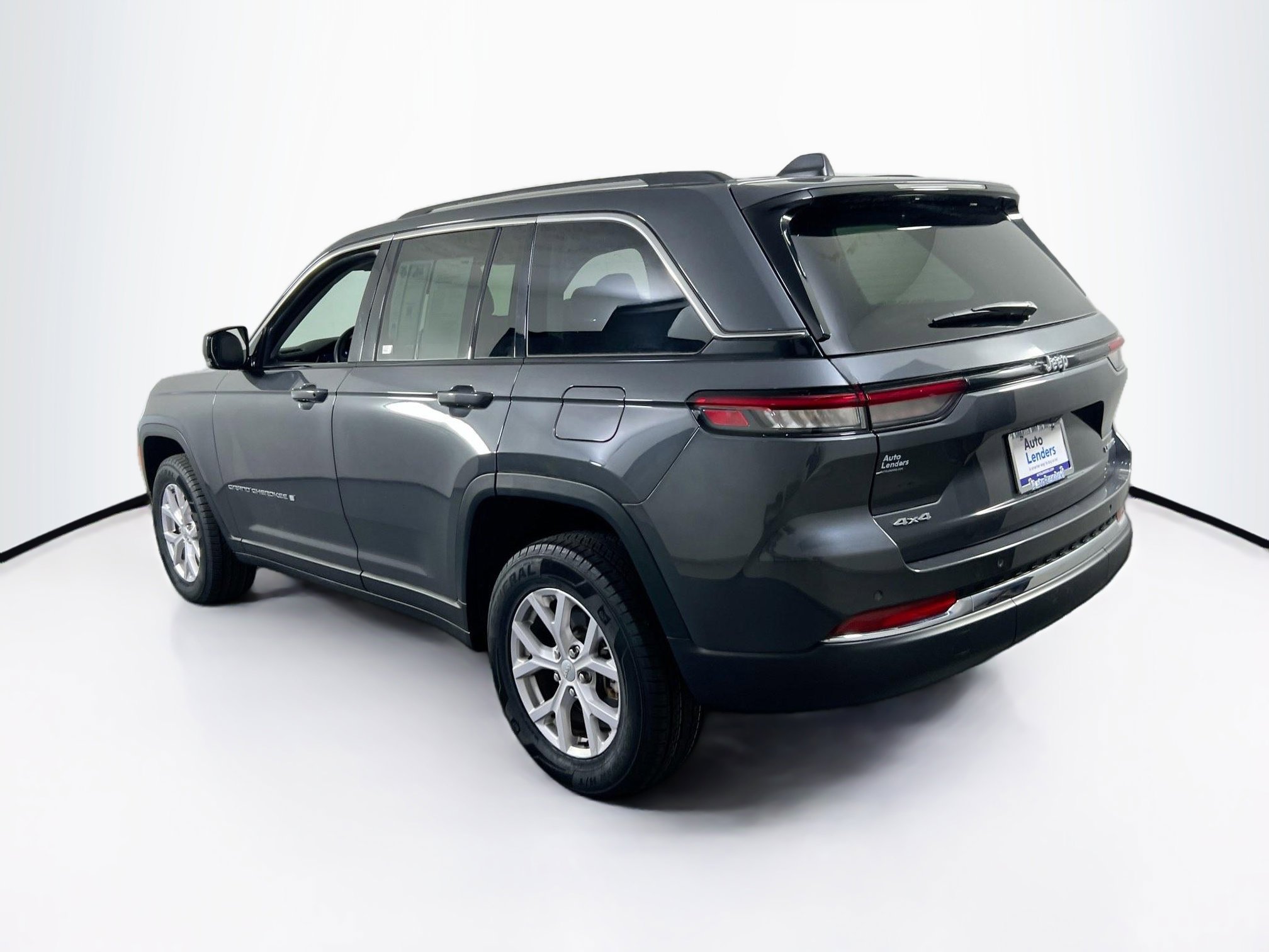 Used 2022 Jeep Grand Cherokee Limited image 7