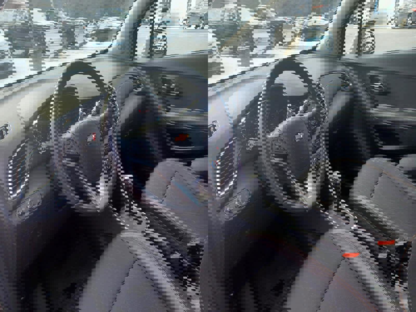 Used 2022 Chevrolet Trax LT w/ LT Convenience Package image 8