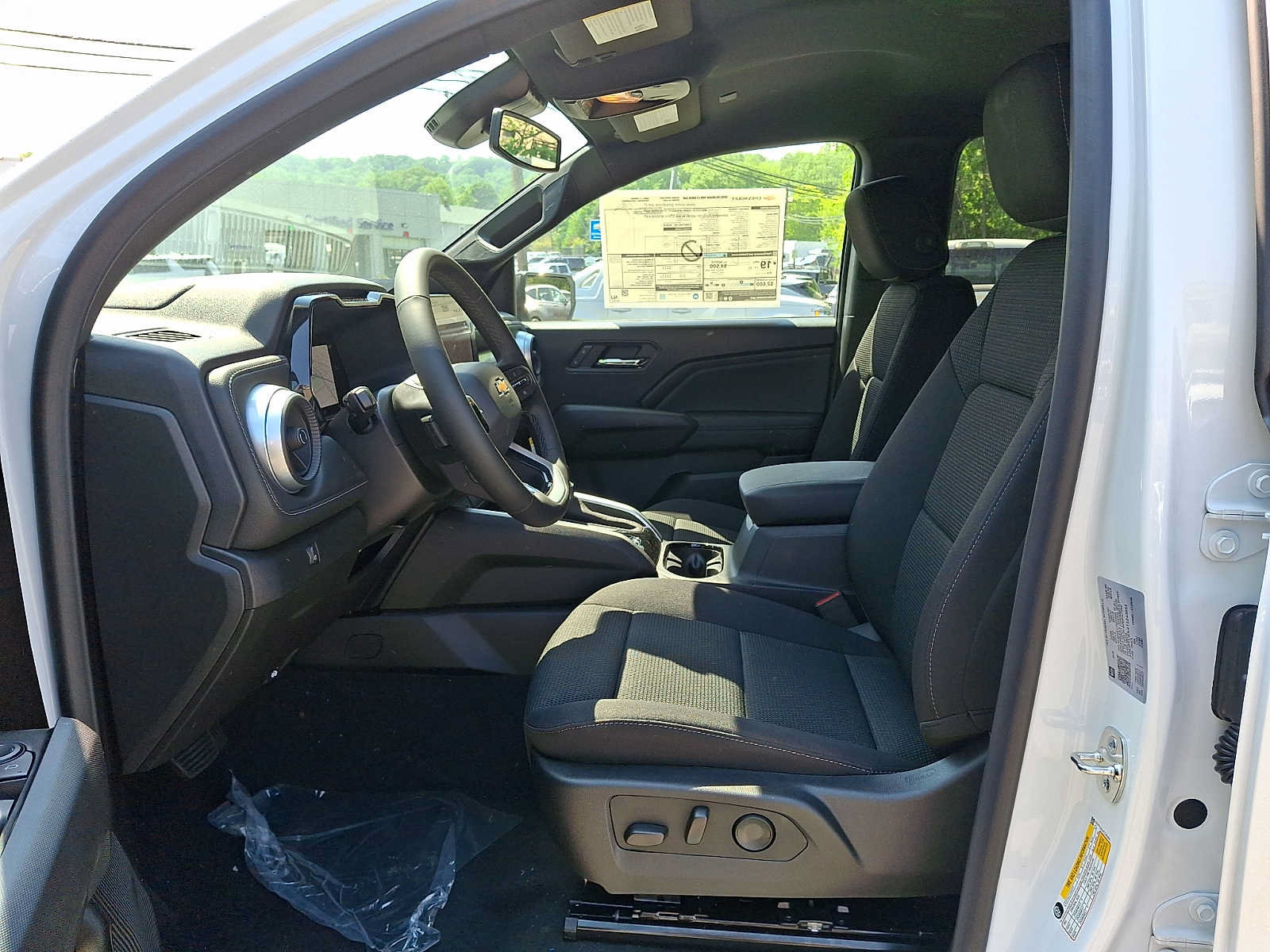 New 2026 Chevrolet Colorado W/T w/ WT Custom Package AWD/4WD image 13