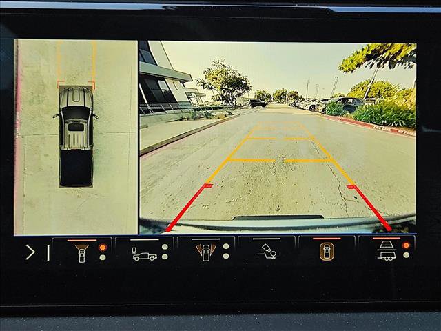 Used 2025 GMC Sierra 2500 Denali Ultimate image 16