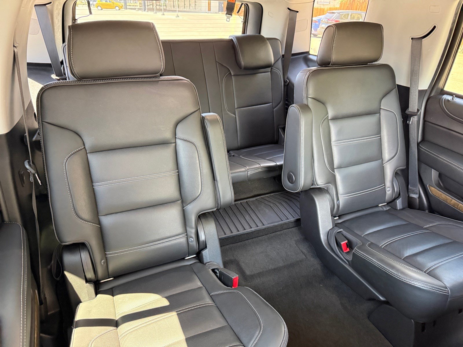 Used 2018 GMC Yukon Denali AWD/4WD image 18