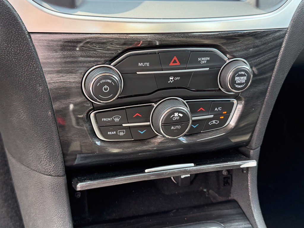 Used 2019 Chrysler 300 Touring w/ Sport Appearance Package AWD/4WD image 22