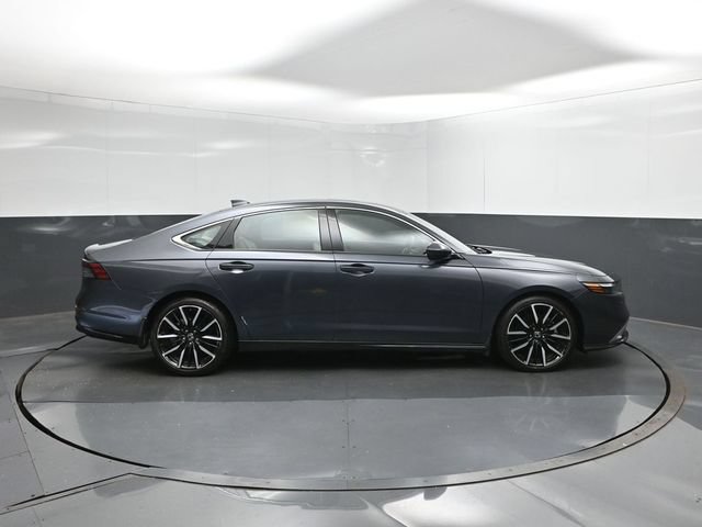 Used 2023 Honda Accord Touring image 15