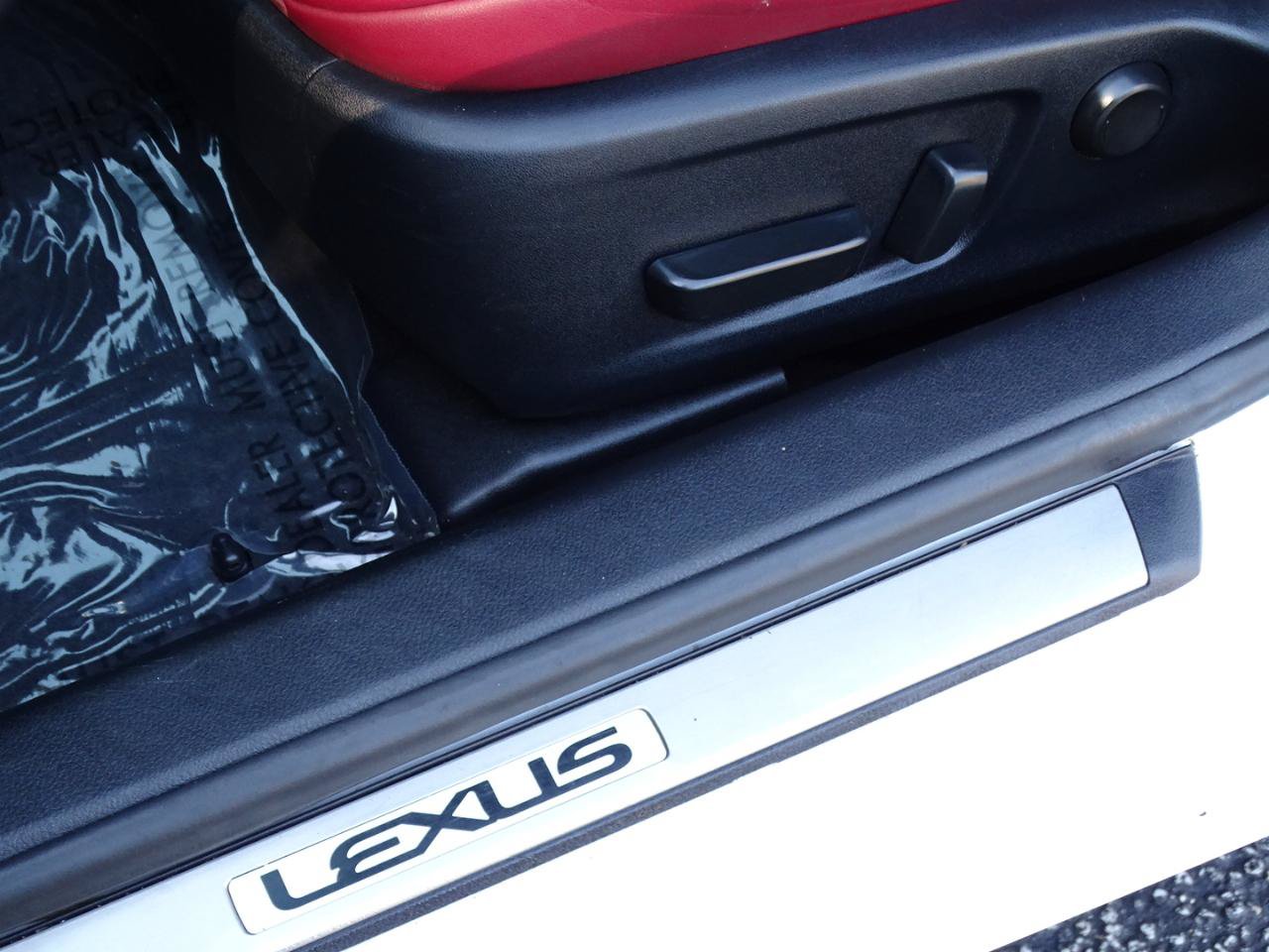Used 2020 Lexus IS 350 F Sport w/ F Sport Package RWD image 14